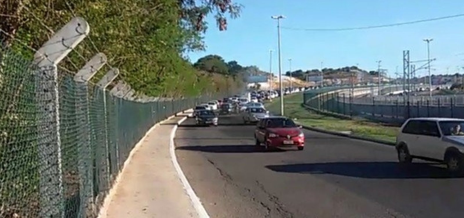 Avenida Carybé será interditada para implantação de nova passarela 