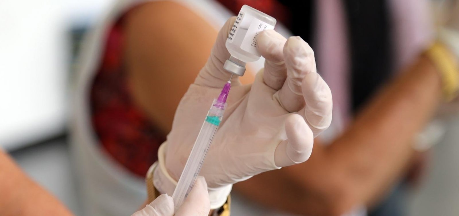 Doses excedentes da vacina contra H1N1 vão para maiores de 5 e 50 anos