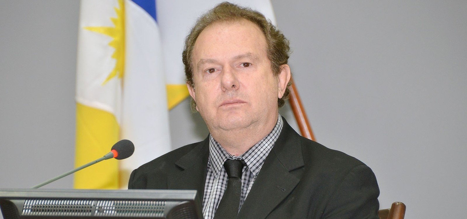 Mauro Carlesse é eleito governador do Tocantins para o mandato-tampão