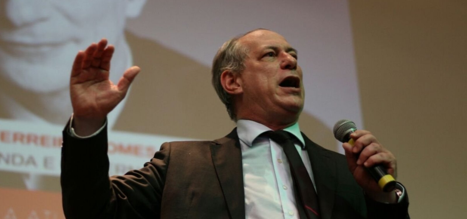 Ciro fará palestra para empresários para quebrar resistência do mercado