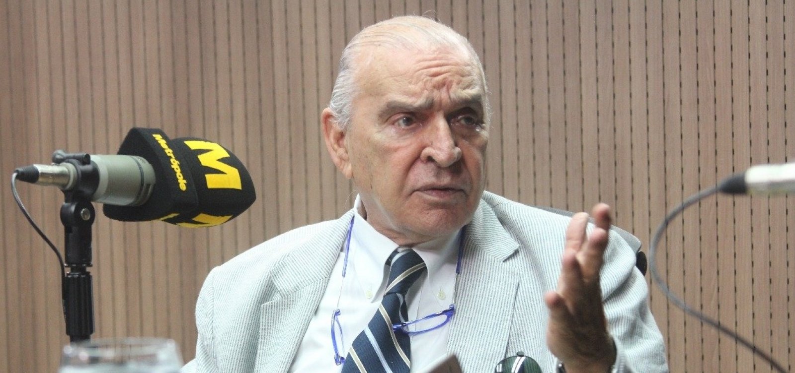 ‘Trópico não é uma região para se estudar. É paraíso para você gozar a vida’, diz Elsimar 
