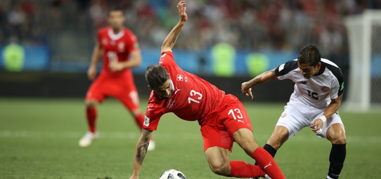 Suíça empata com a Costa Rica em 2 a 2 e se classifica em 2º lugar