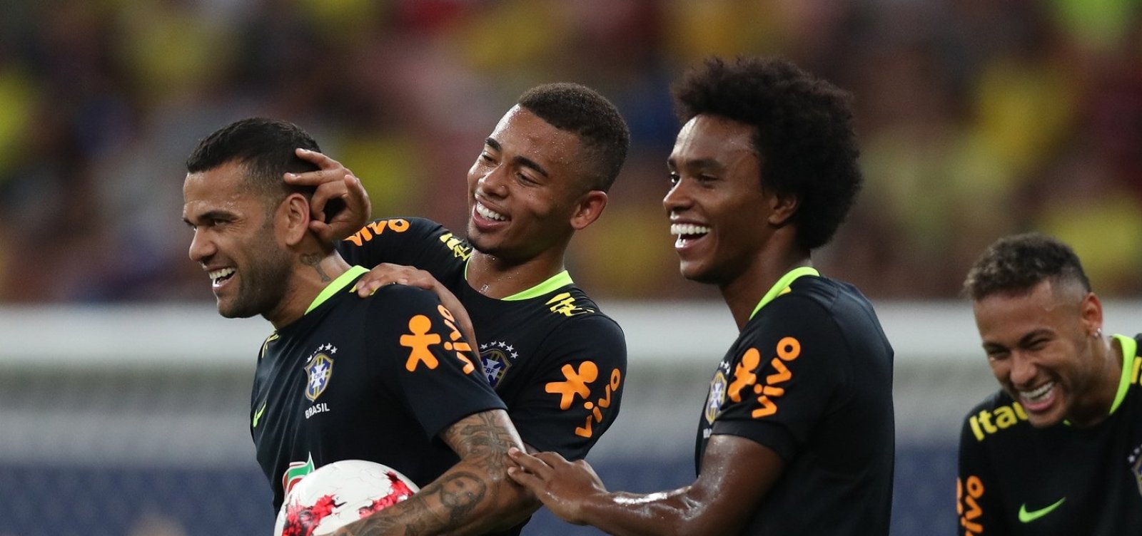 Desempenho de Willian e Gabriel Jesus é abaixo da média