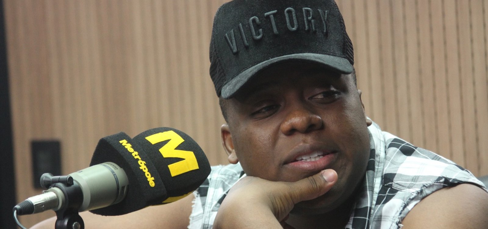 'Não adianta Ivete cantar funk para fazer sucesso', diz Filipe Escandurras