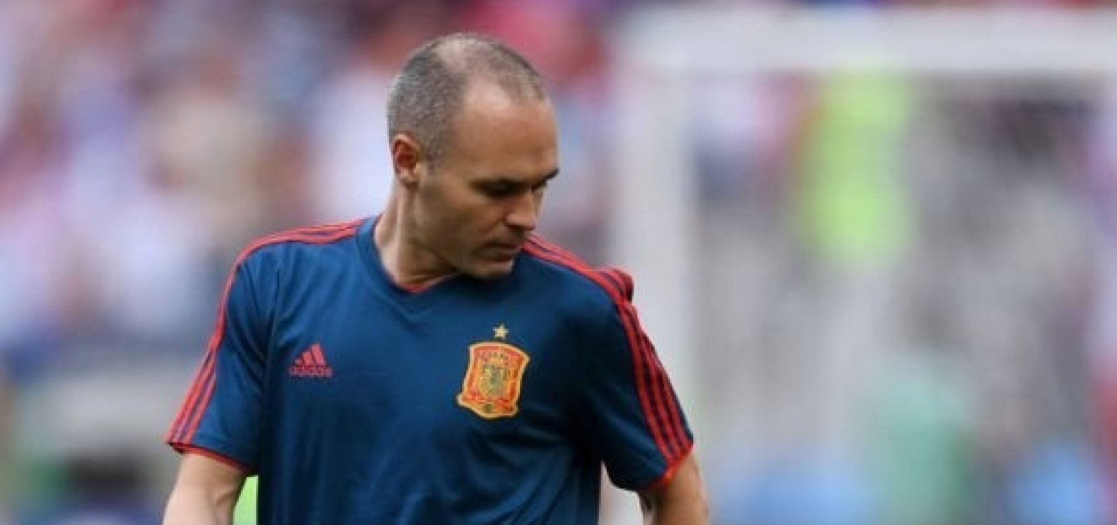 Iniesta anuncia aposentadoria da seleção espanhola após eliminação