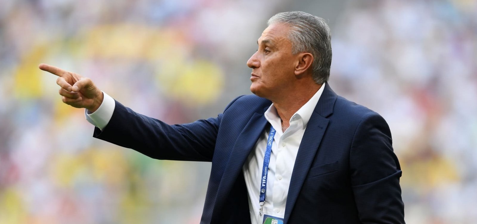 Tite não deixa Neymar responder críticas de Osorio: ‘Técnico fala com técnico’