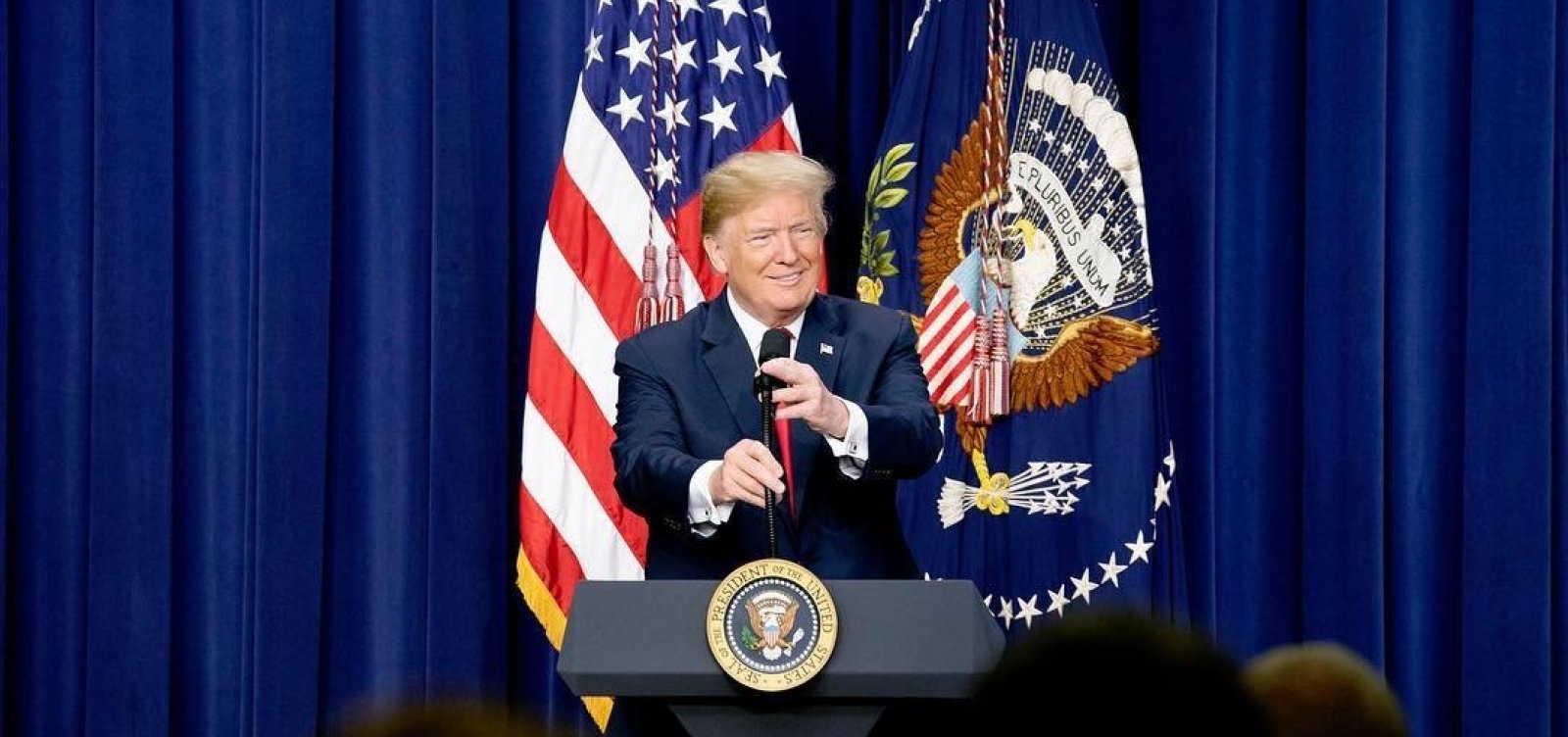 Maior grupo empresarial dos EUA ataca Trump por tarifas de importação