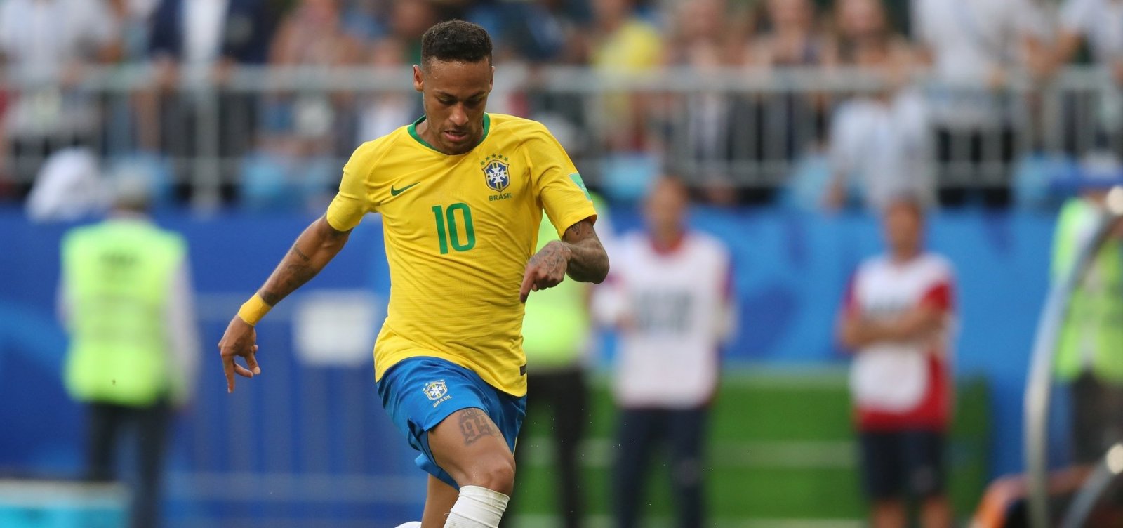 Neymar, Tite e Alisson são citados como concorrentes a prêmios de melhores do ano