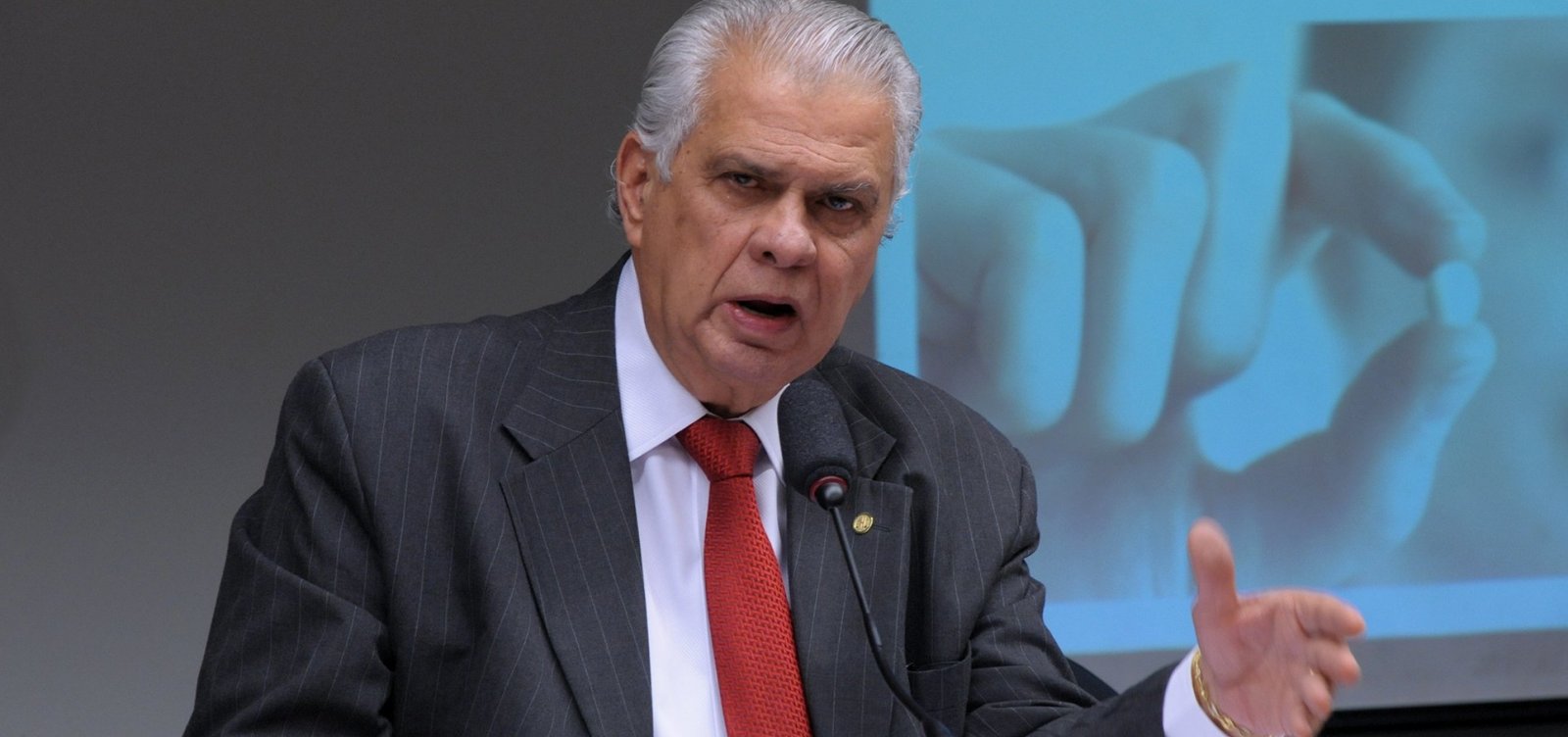 ‘Bolsonaro pode até impor, só que não vamos cumprir’, diz Araújo sobre PR romper com PT na Bahia