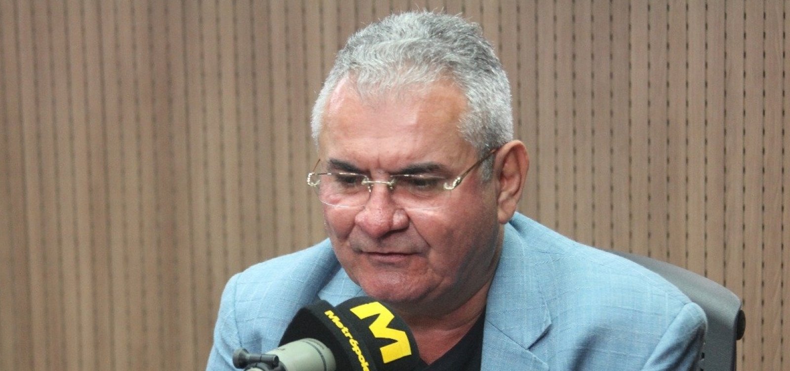 ‘Coelba virou locadora de poste’, critica Coronel