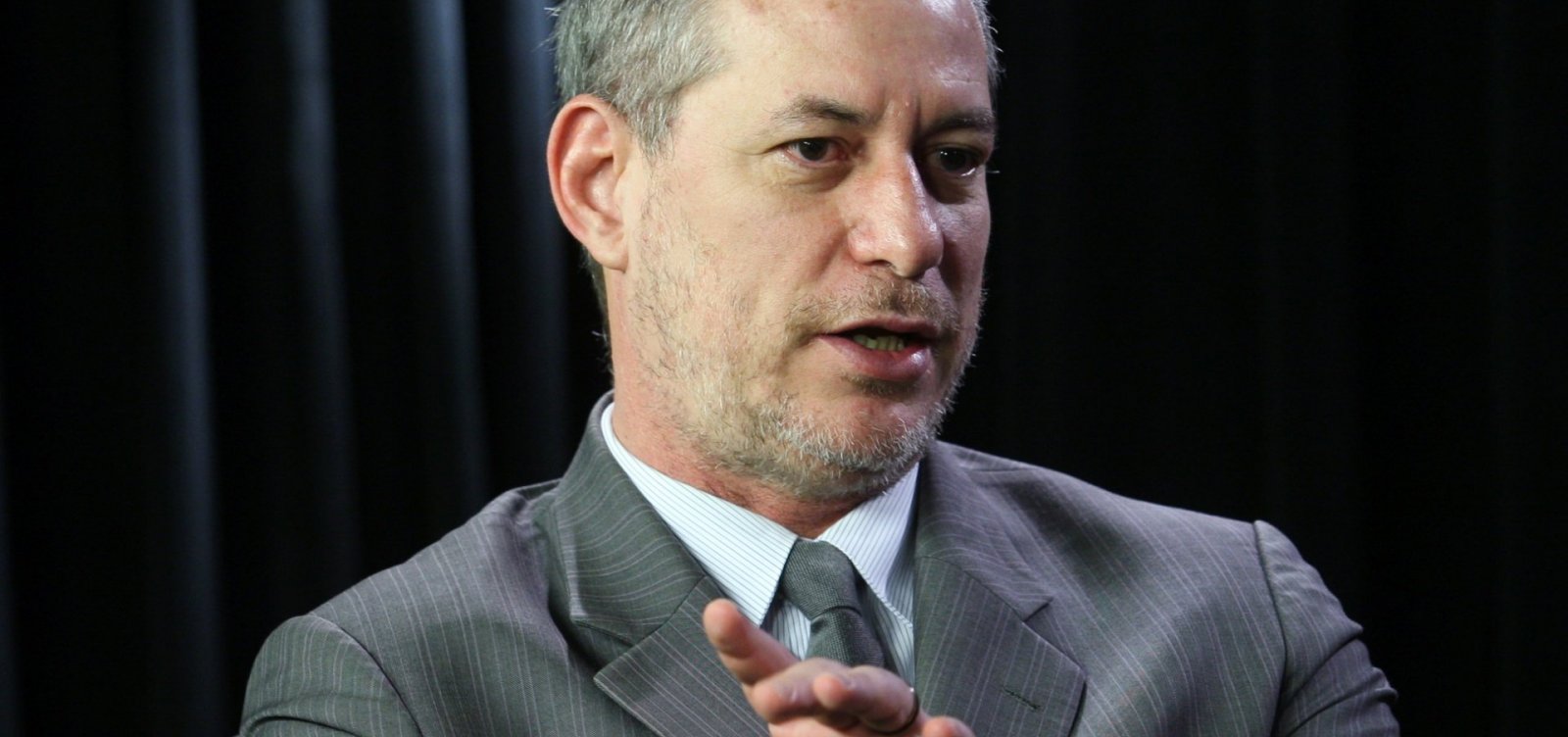 Ciro Gomes se reaproxima de desafeto por aliança com o DEM