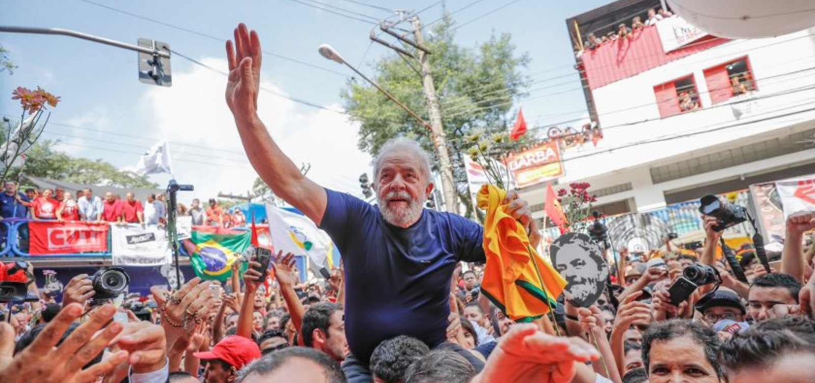 Perícia da defesa de Lula rejeita tese de dinheiro da Odebrecht em sítio de Atibaia