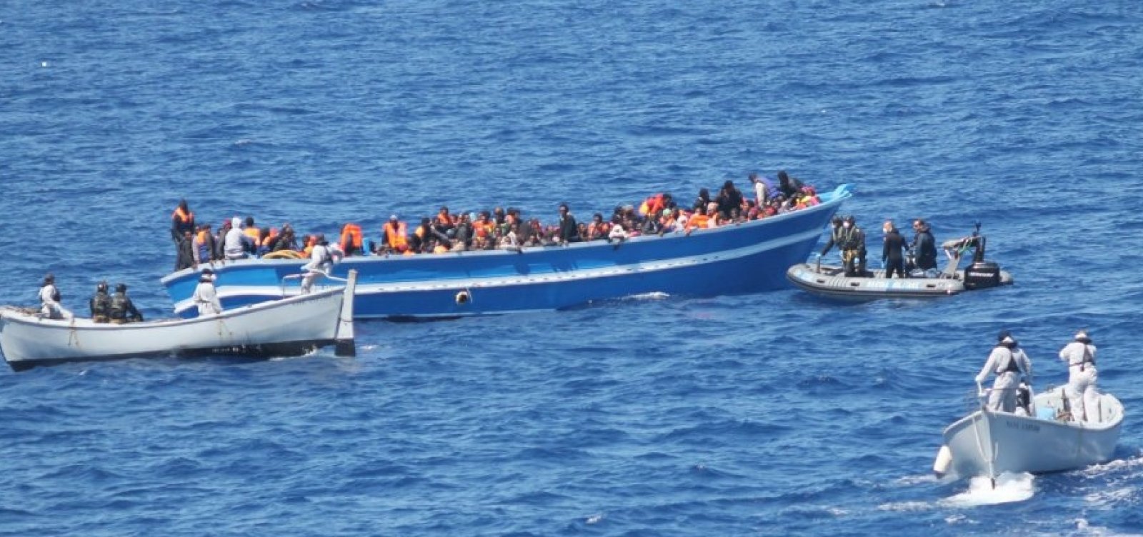Mortes de imigrantes no Mar Mediterrâneo atingiram nível mais alto em junho