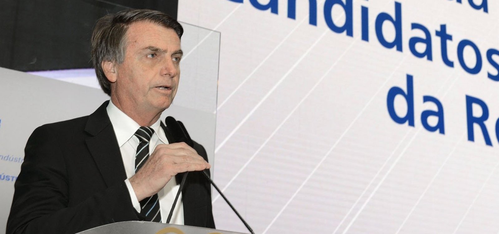 Centrão é 'alta nata de tudo que não presta', diz Bolsonaro 