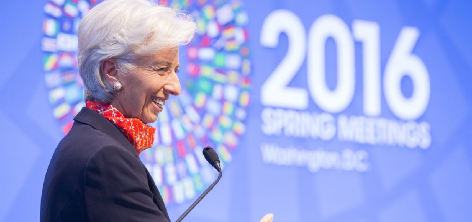 Avião com Christine Lagarde faz pouso de emergência em Buenos Aires