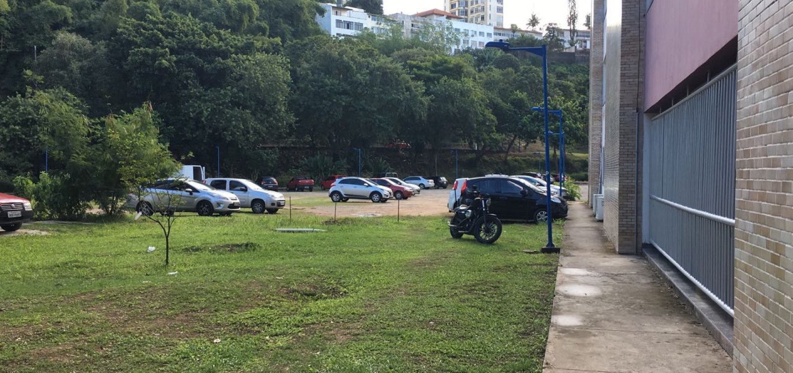 Alunos da Ufba relatam rotina de insegurança após sequestros em campus de Ondina
