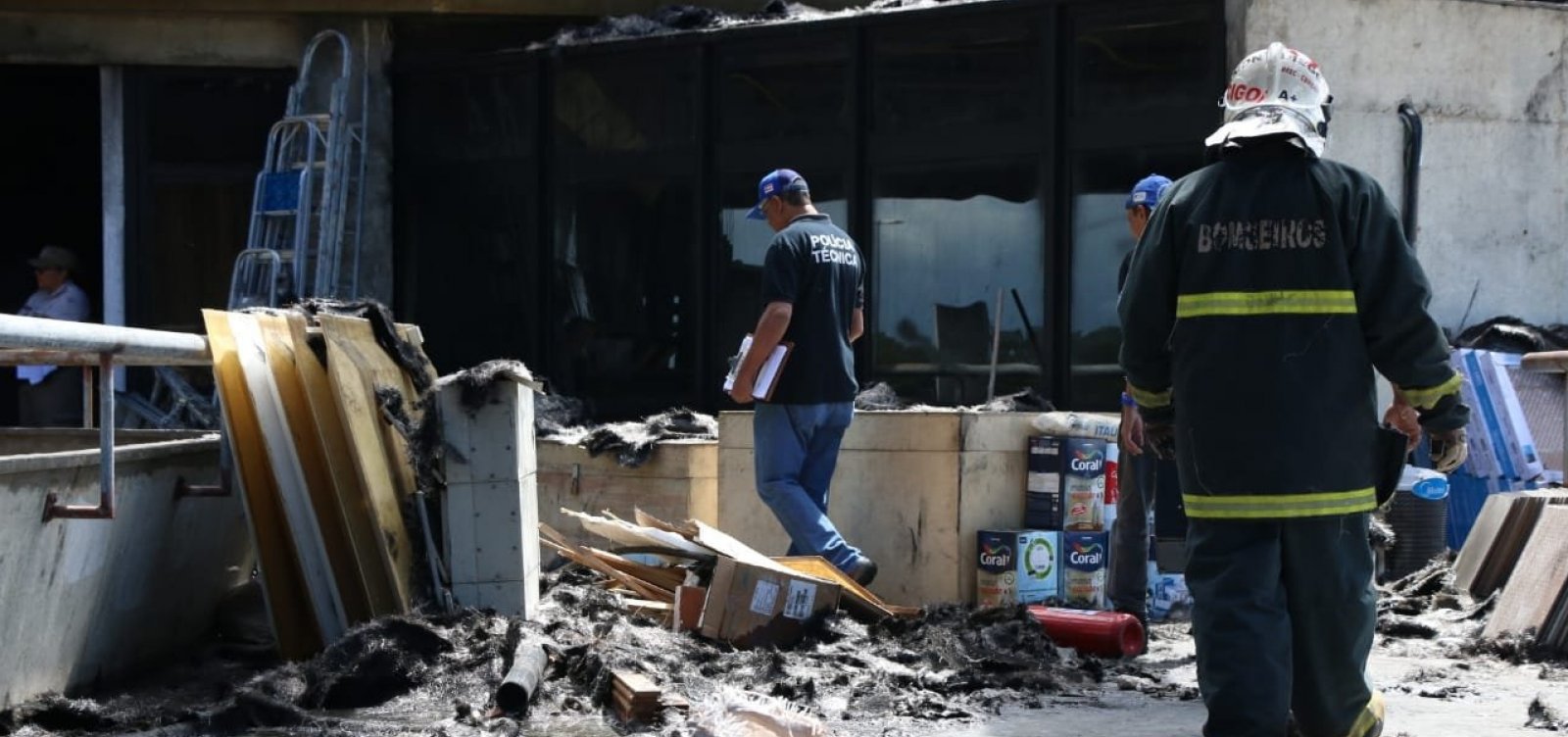 Prédio da Assembleia é interditado e parte dos servidores dispensada