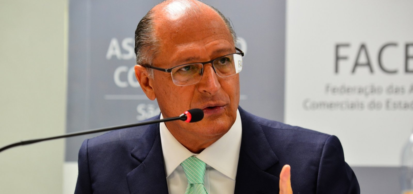 Alckmin diz que vice será definido até sábado
