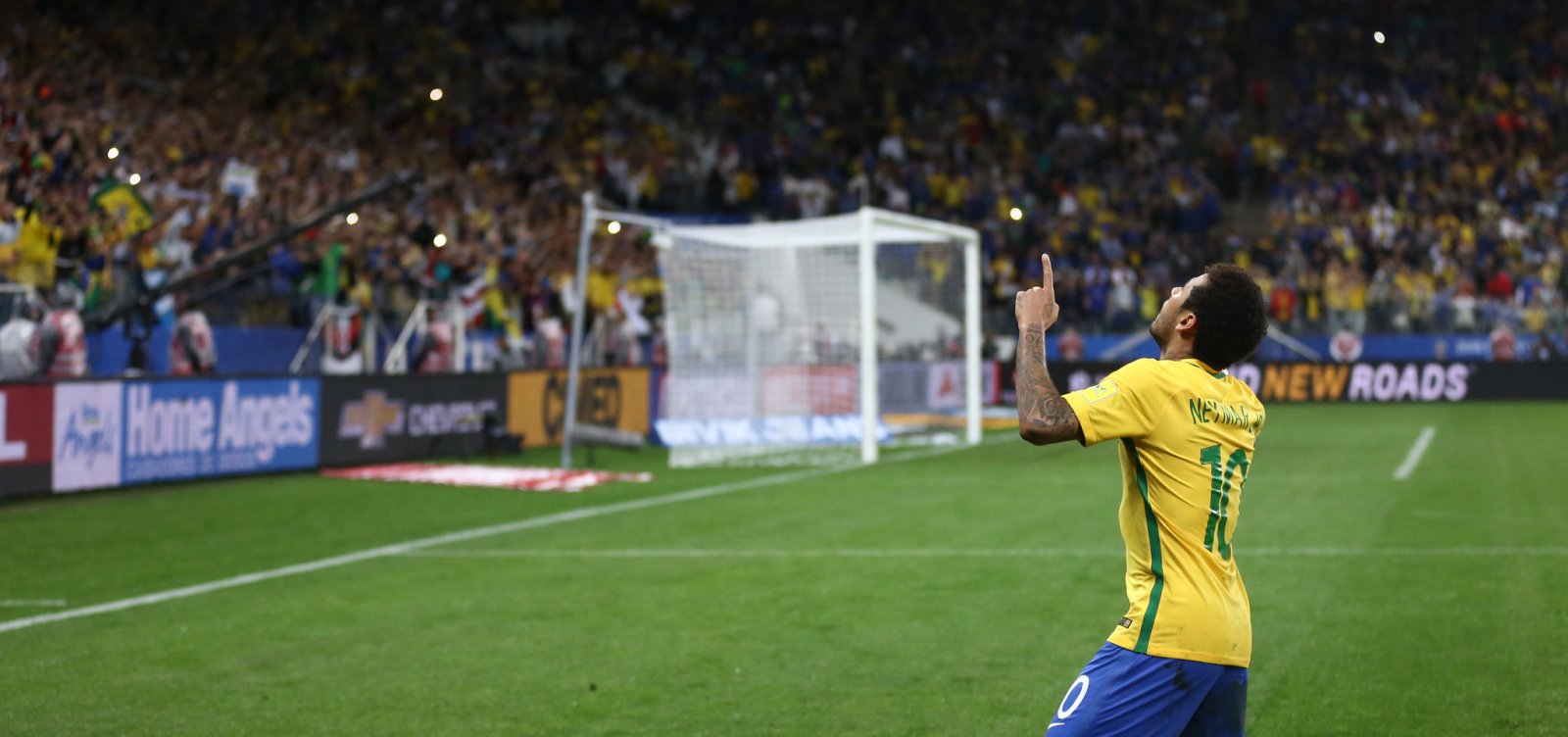 'Tudo o que o Neymar faz gera grande repercussão', diz agência de vídeo criticado