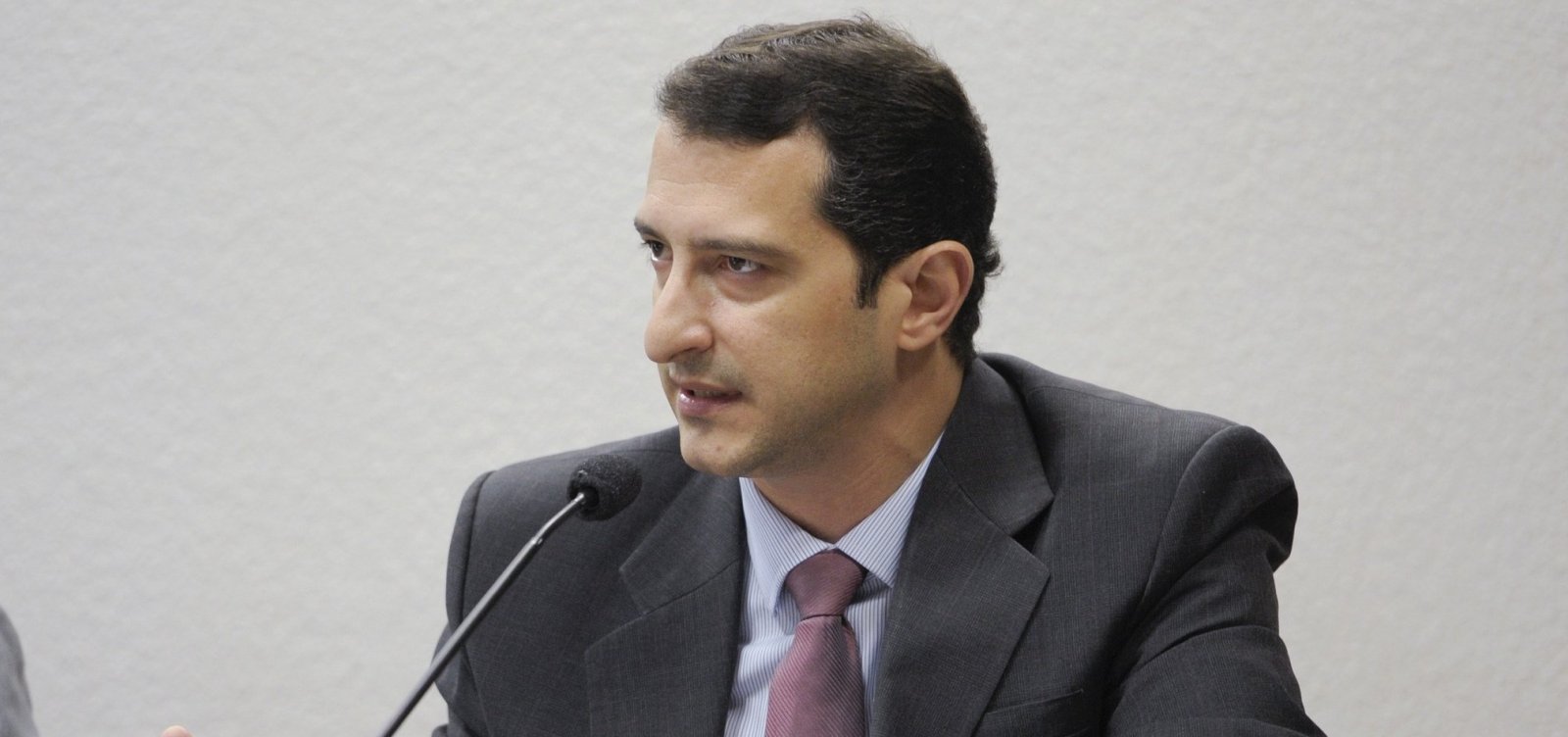 Galloro articula projeto de lei para criar mandato para diretor-geral da PF