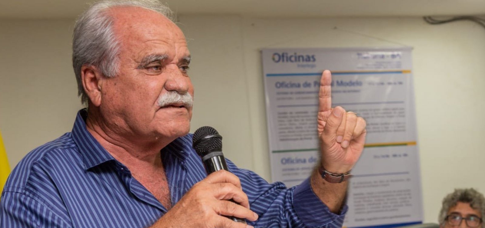 Sem definir segundo senador, João Santana é oficializado candidato ao governo