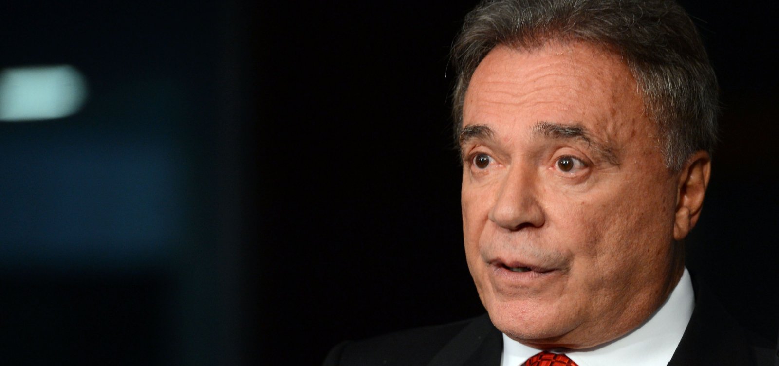 Podemos oficializa candidatura de Álvaro Dias 