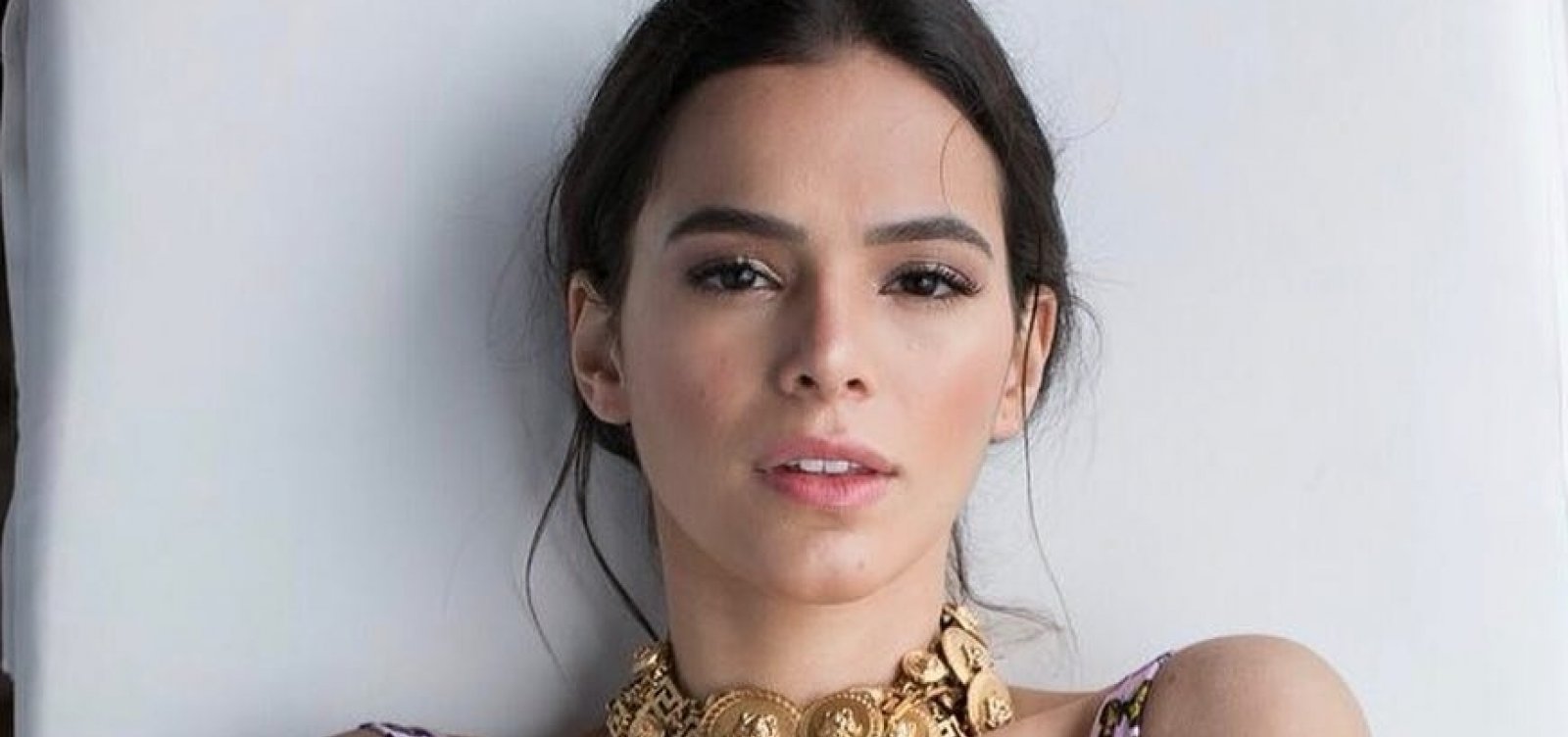 Bruna Marquezine comemora aniversário na Grécia