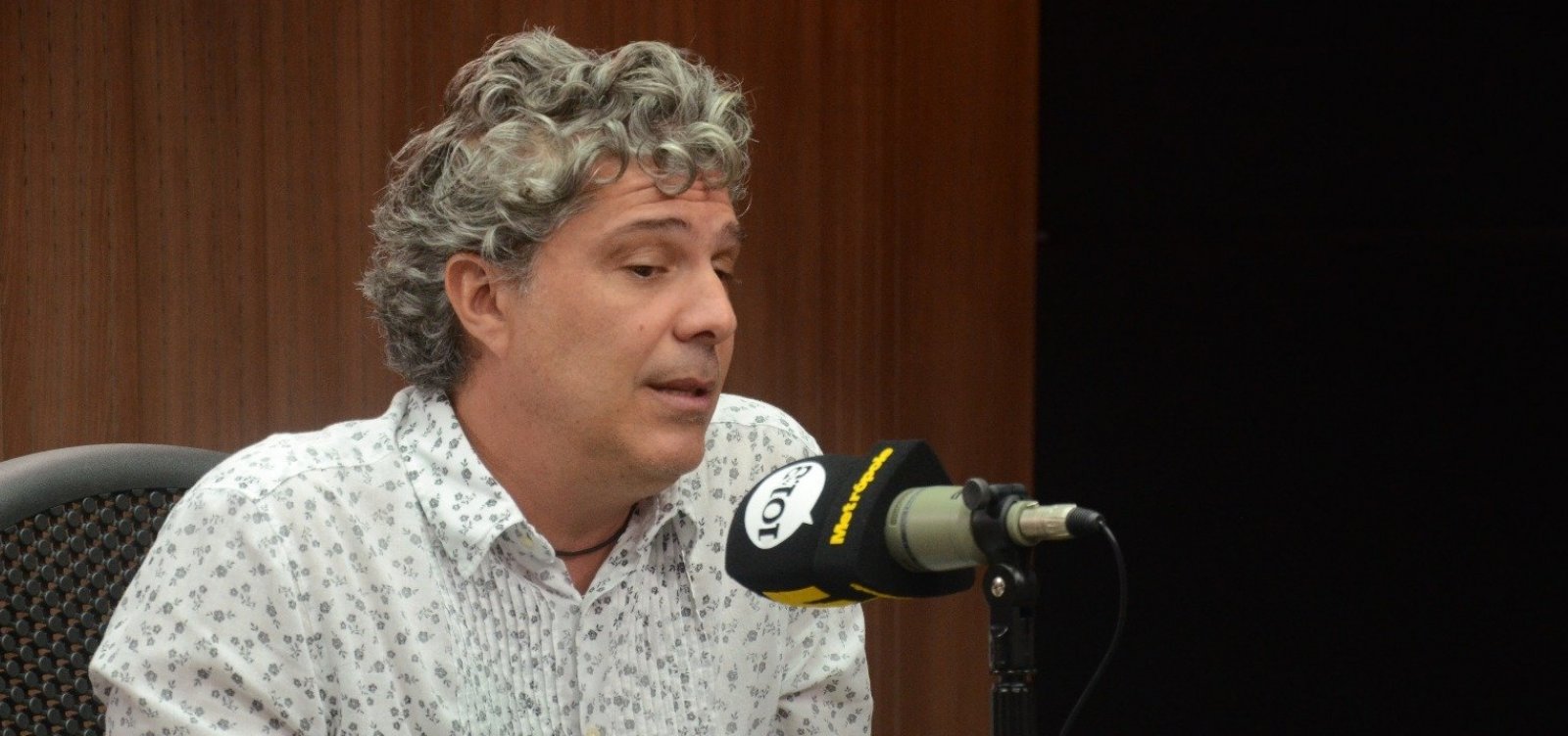 ‘Busca étnica dos significados dos penteados’, diz fotógrafo sobre retratados de costas