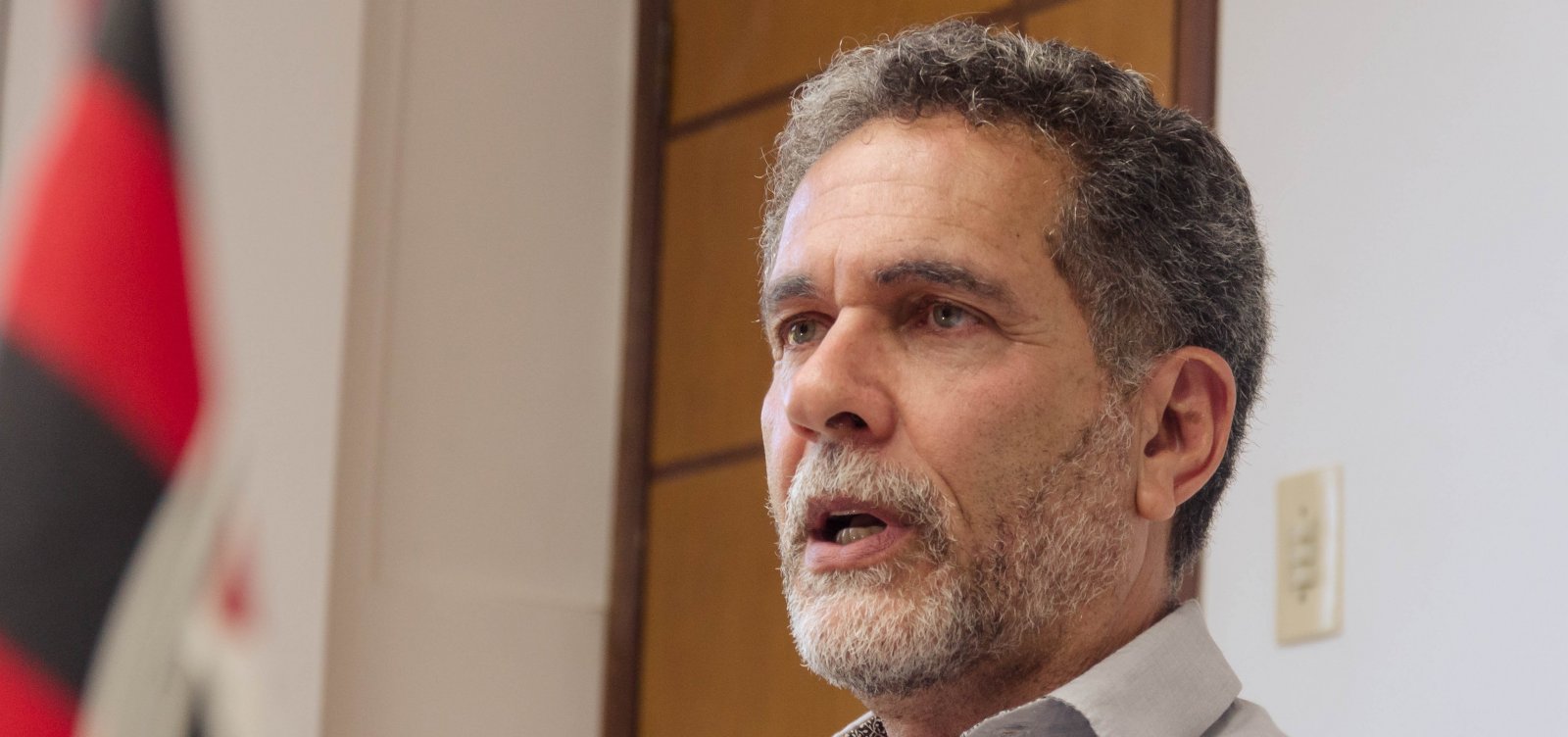 Presidente do Vitória abre o jogo, reconhece erros e promete ajustes no clube