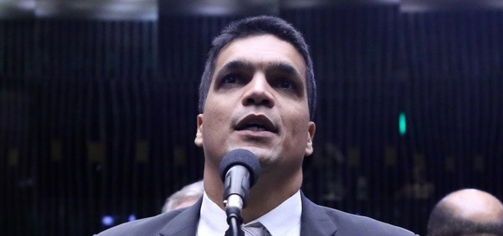 Candidaturas de militares dobram em quatro anos, diz jornal