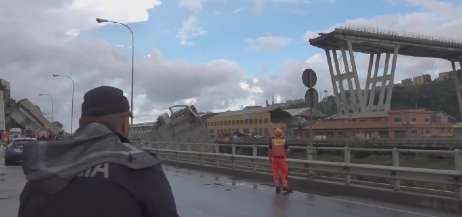 Sobe para 37 o número de mortos no desabamento de ponte na Itália