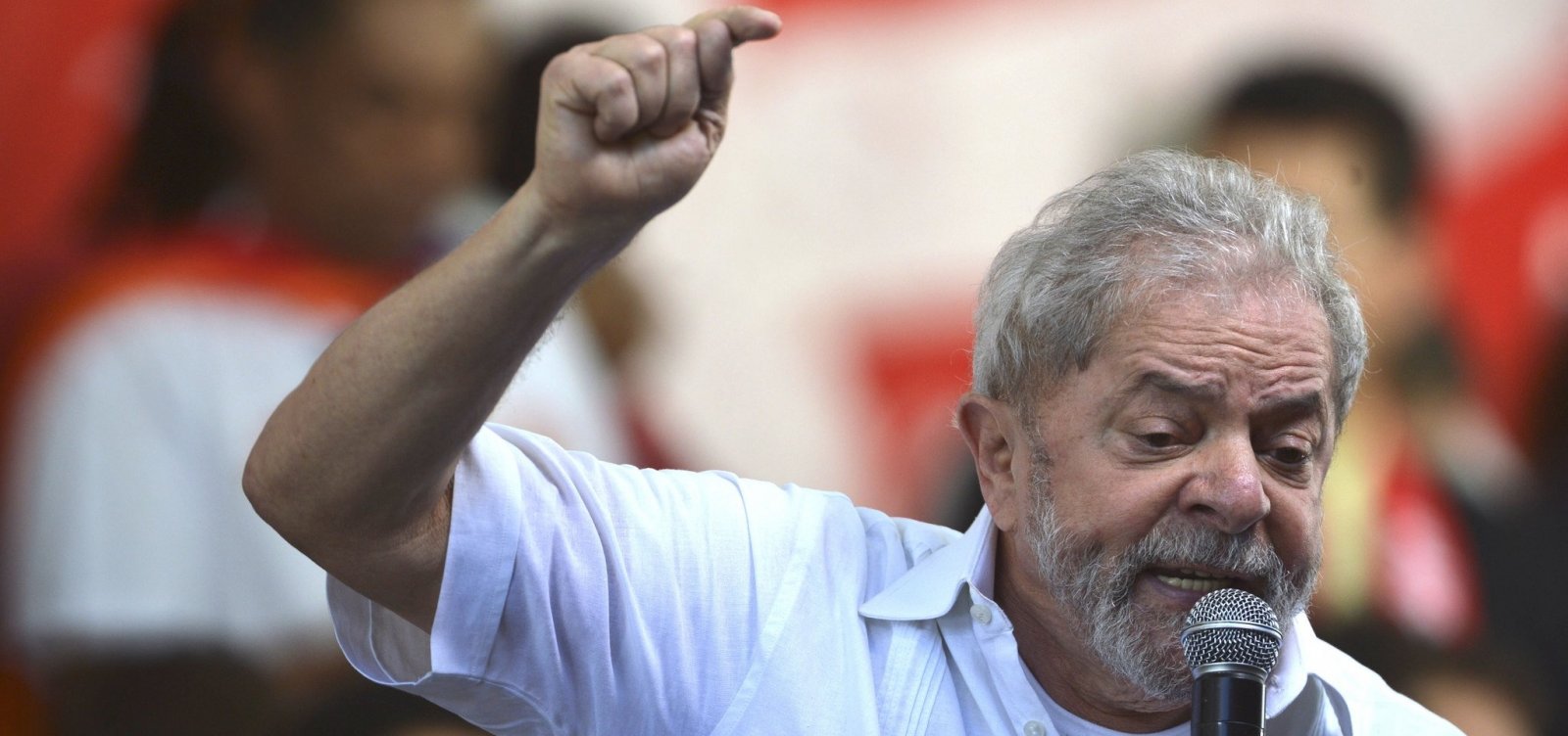 Lava Jato quer proibir Lula de usar cela como comitê de campanha