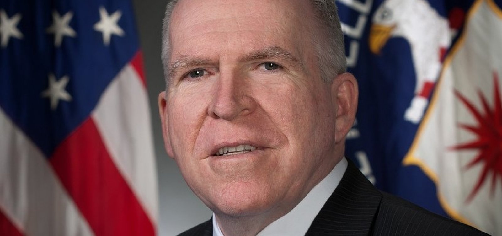 Ex-diretor da CIA diz que Trump está deseperado após conluio com Rússia