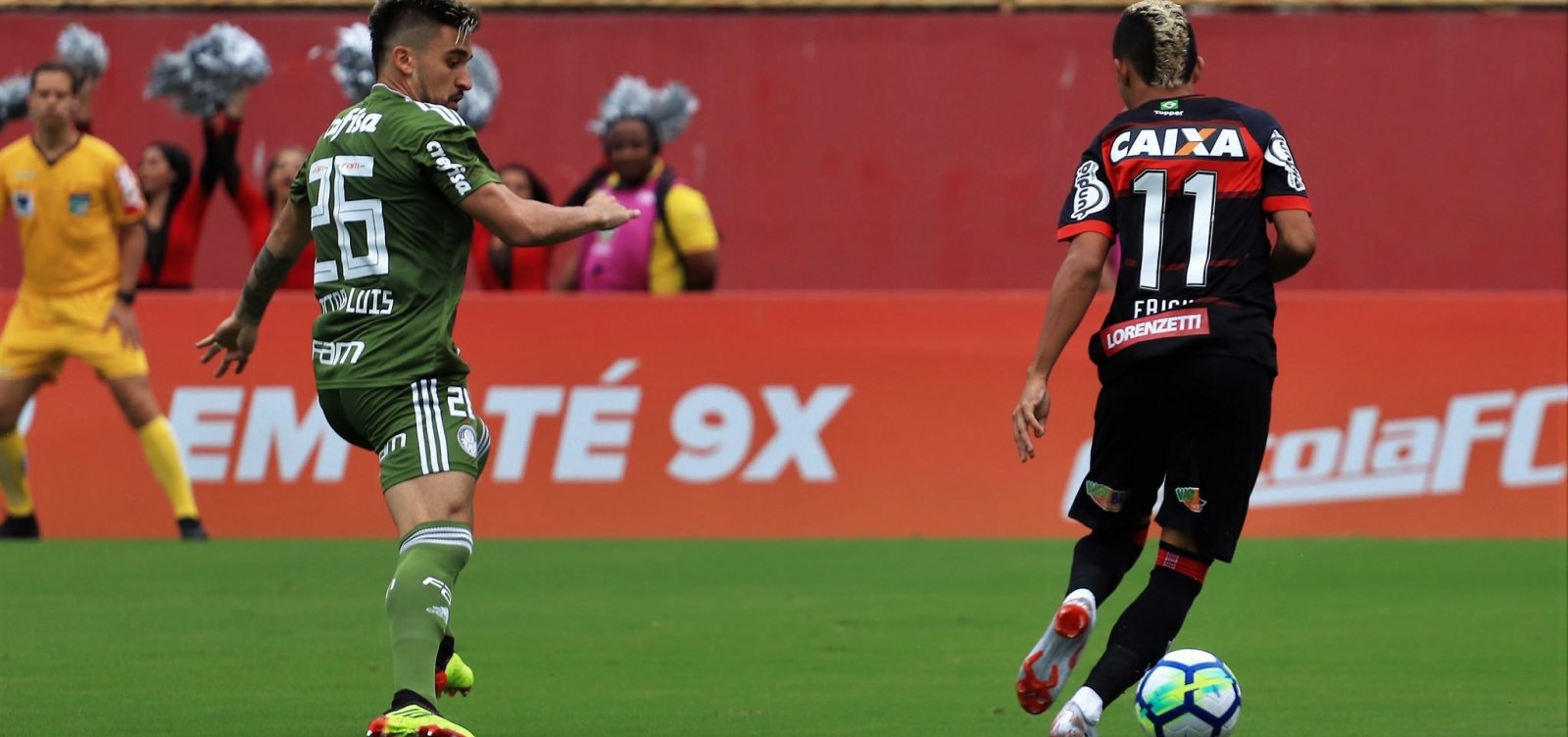Em crise, Vitória perde por 3 a 0 para Palmeiras no Barradão e fica no Z-4