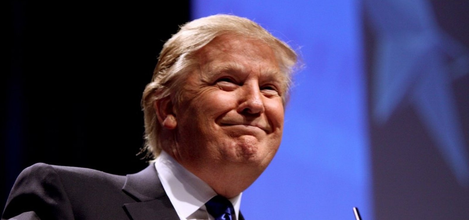 Ex-advogado de Trump diz ter informações sobre suposta interferência russa