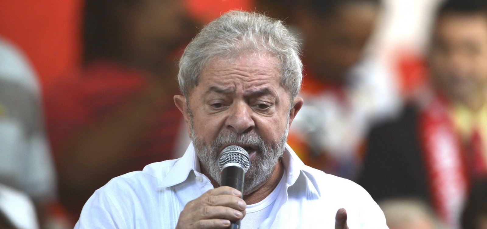 Defesa de Lula recorre ao TSE por entrevistas e cobertura na TV