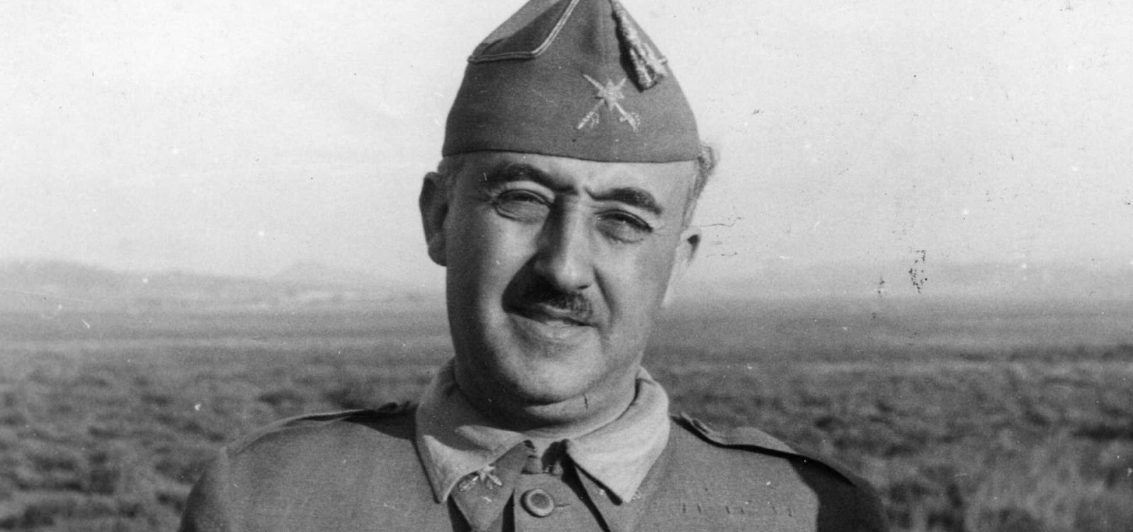 Procedimento legal para exumar Franco é iniciado pelo governo espanhol