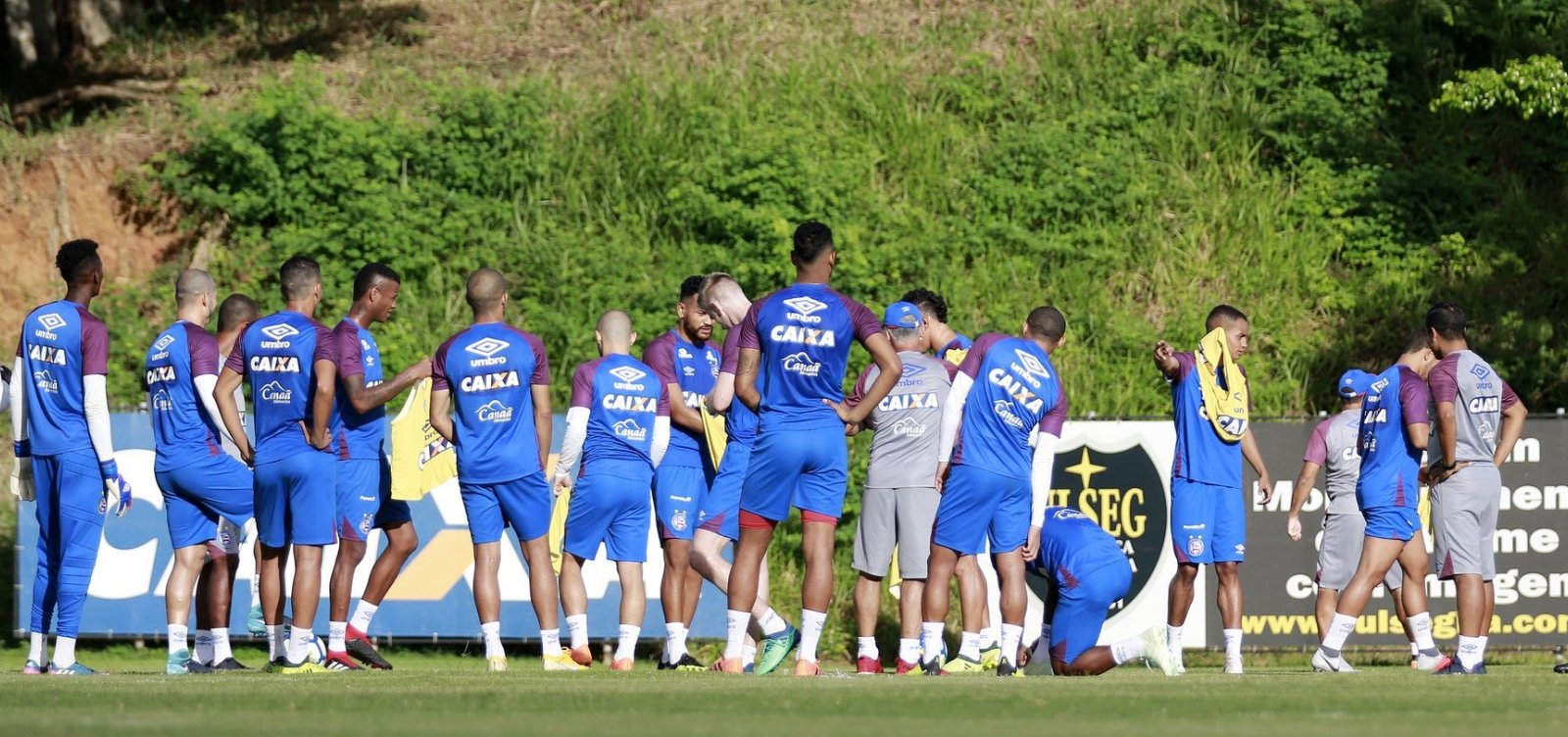 Bahia tem dois desfalques na zaga para duelo contra o Ceará