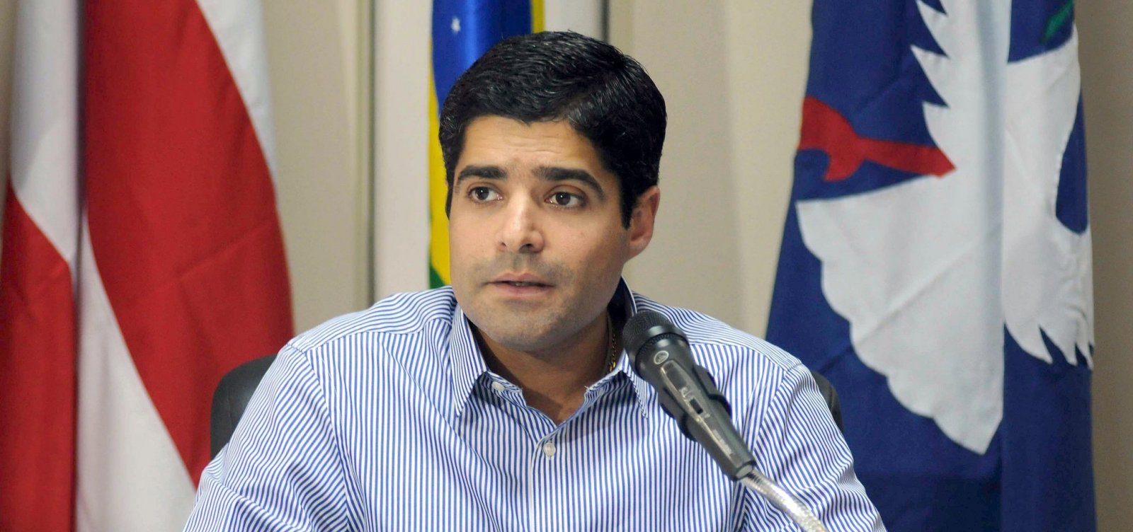 Câmara de Salvador vota hoje contas de 2016 de ACM Neto