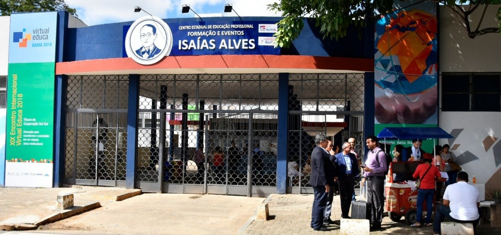 Secretaria de Educação firma parcerias para implantar Restaurante-Escola no Iceia