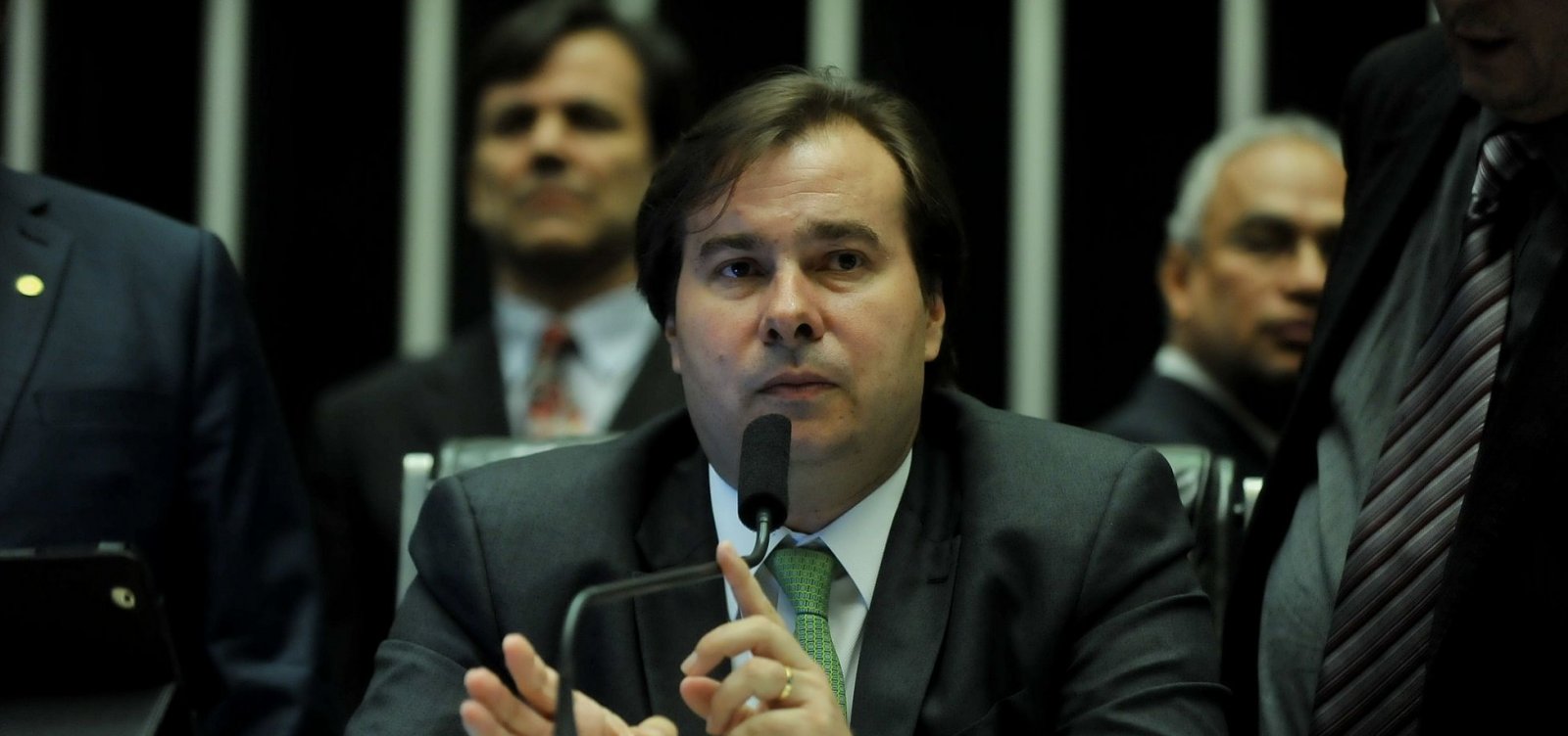 'PT voltou a ser um ator político relevante' após impeachment, admite Maia