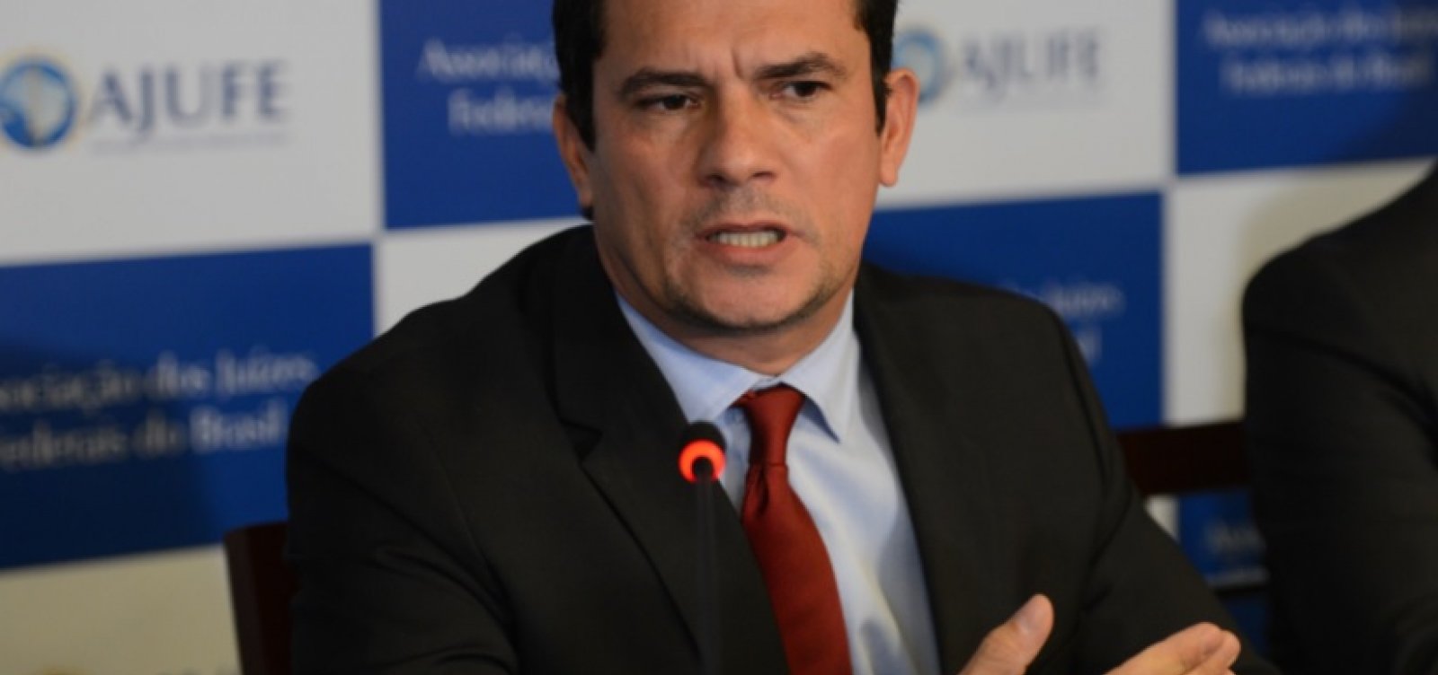 Perfis falsos de Moro têm quase 800 mil seguidores no Instagram; Ajufe pede exclusão