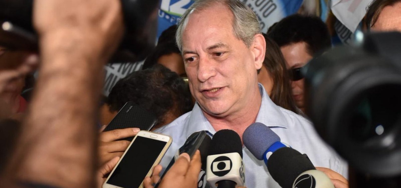 Ciro xinga homem durante entrevista em Roraima; veja vídeo