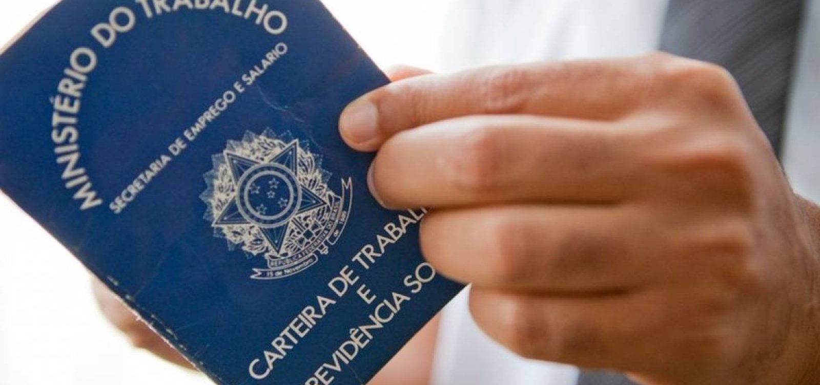 Brasil criou 110,4 mil empregos com carteira assinada em agosto