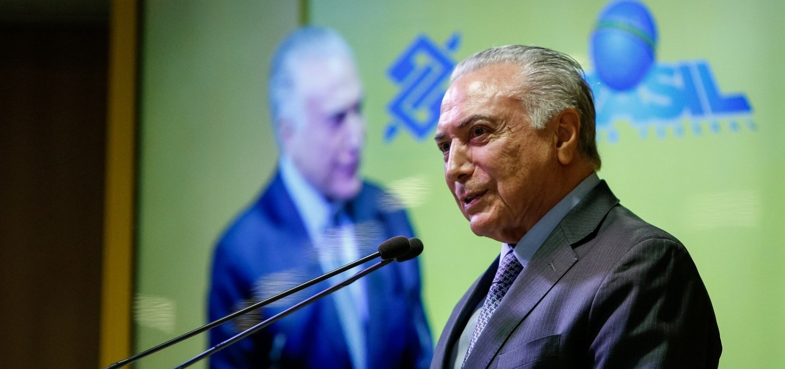 Dodge pede para suspender inquérito contra Temer 