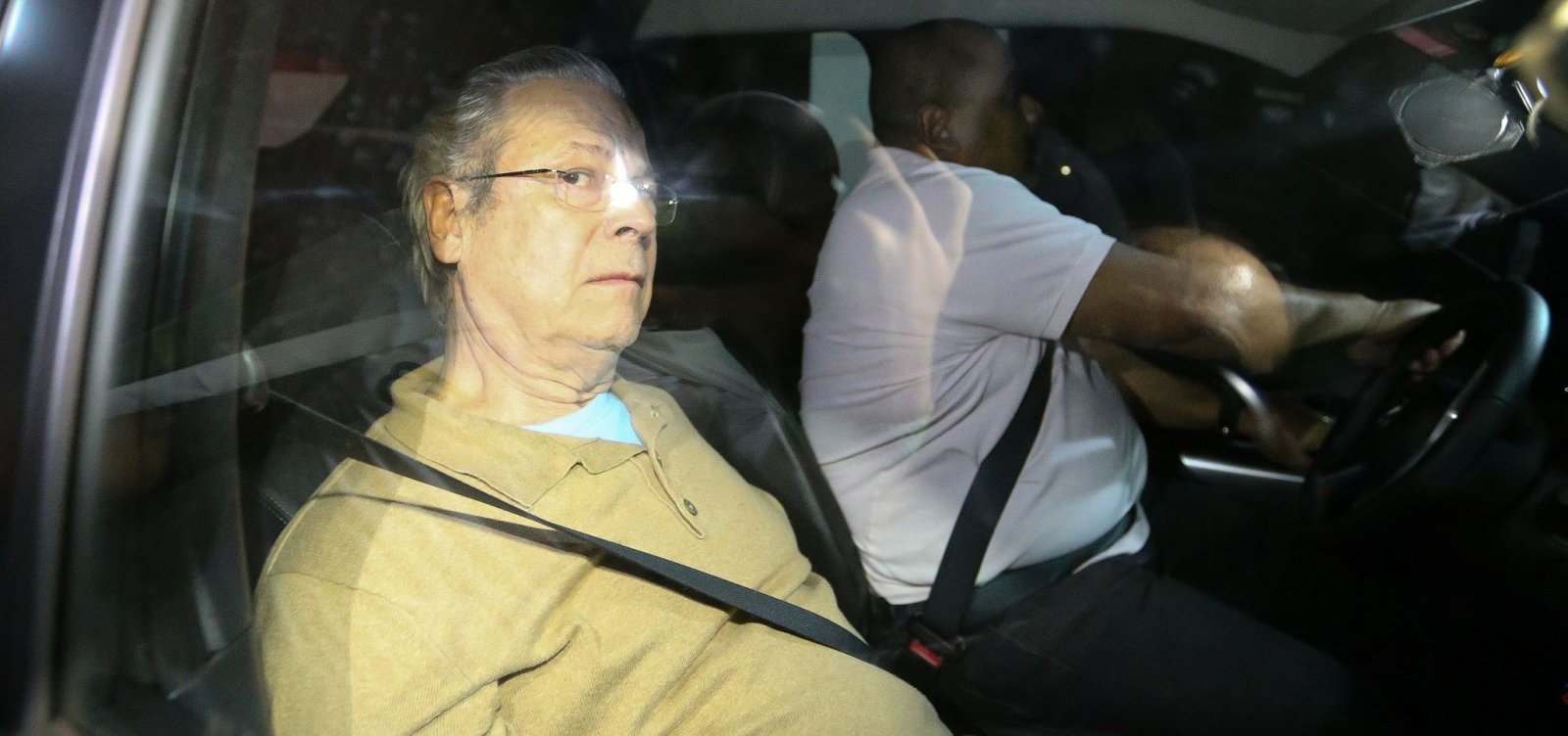 Com redução de pena, TRF-4 confirma condenação de Dirceu