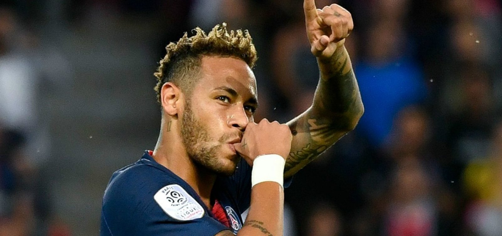 Neymar afirma que lesão foi superada, mas ainda não joga 100%