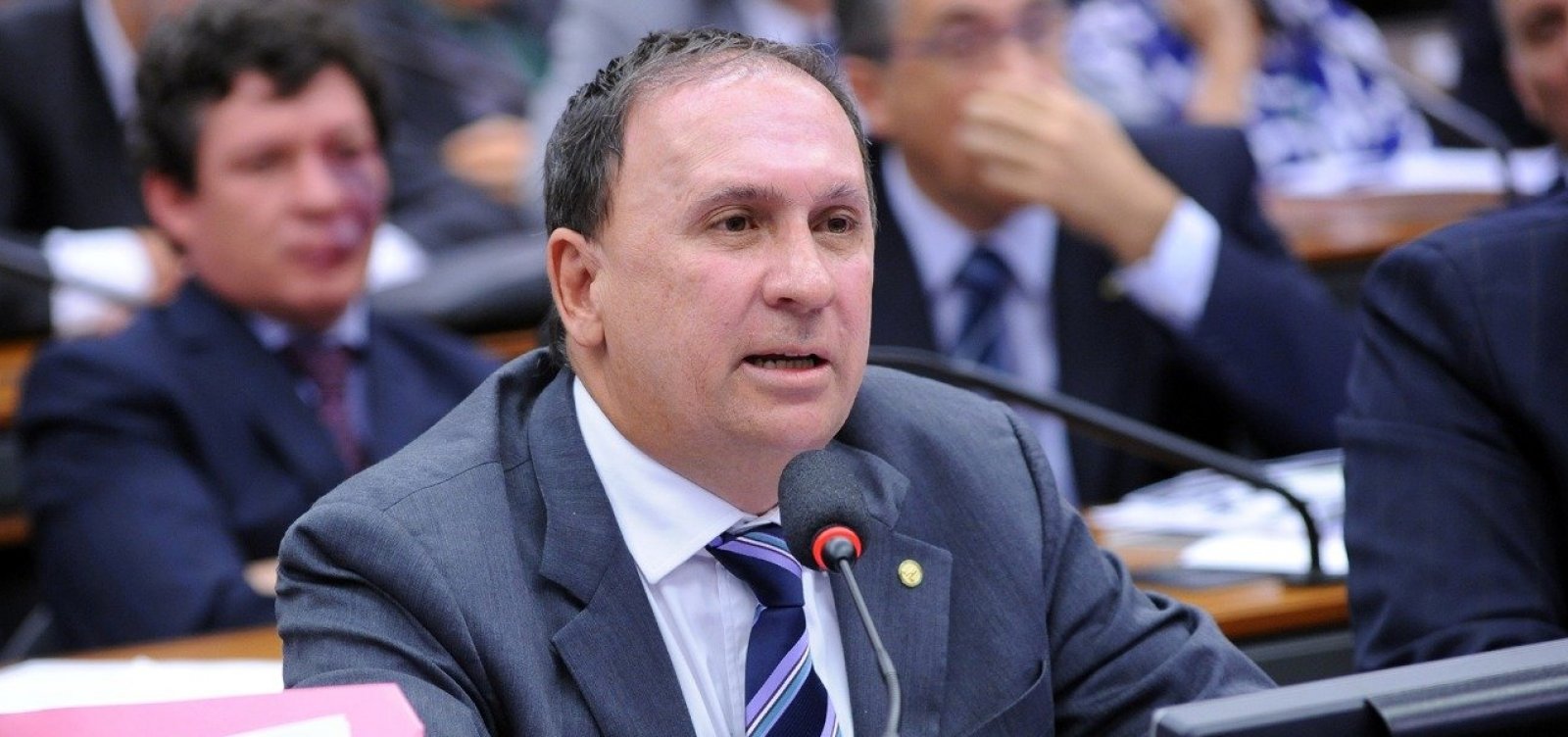 Gualberto diz que PSDB mantém apoio, mas chama Zé Ronaldo de ‘oportunista’