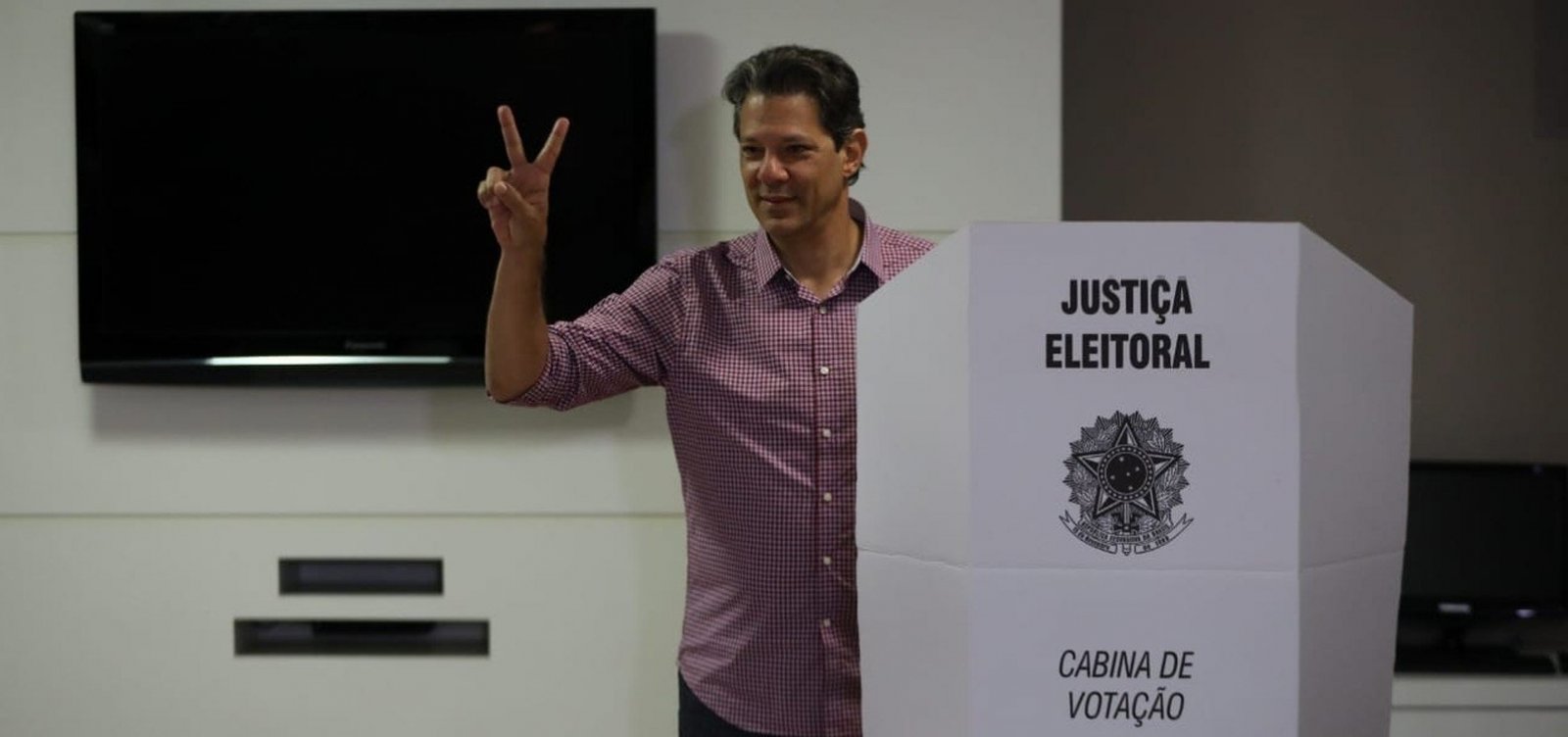 Haddad diz que vai felicitar 'quem quer que seja eleito'