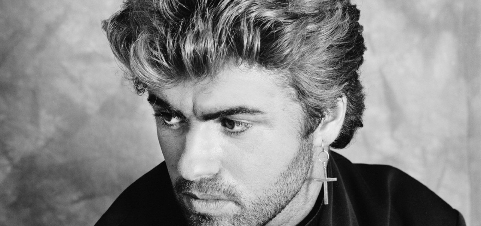 Mulher afirma ter filho de 20 anos com George Michael